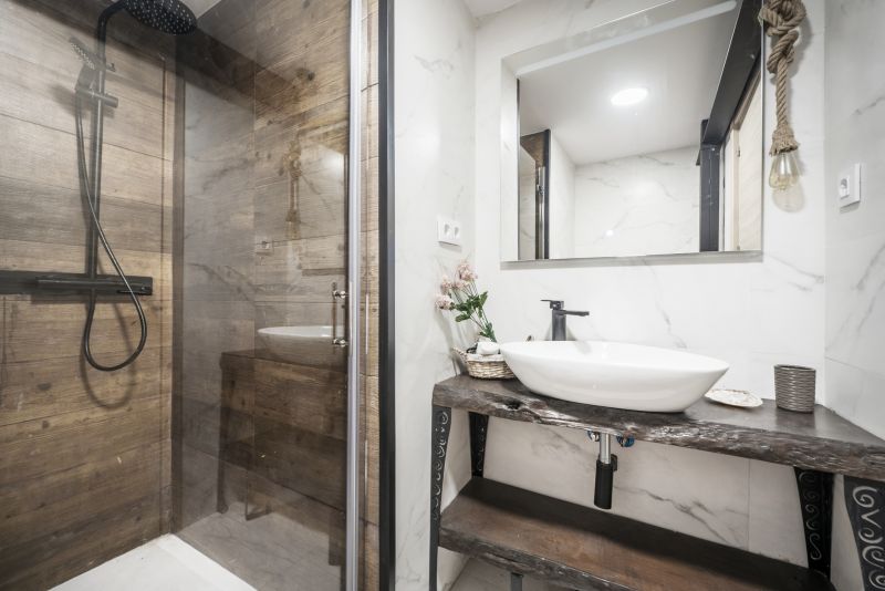 Minimalist Shower Fixtures